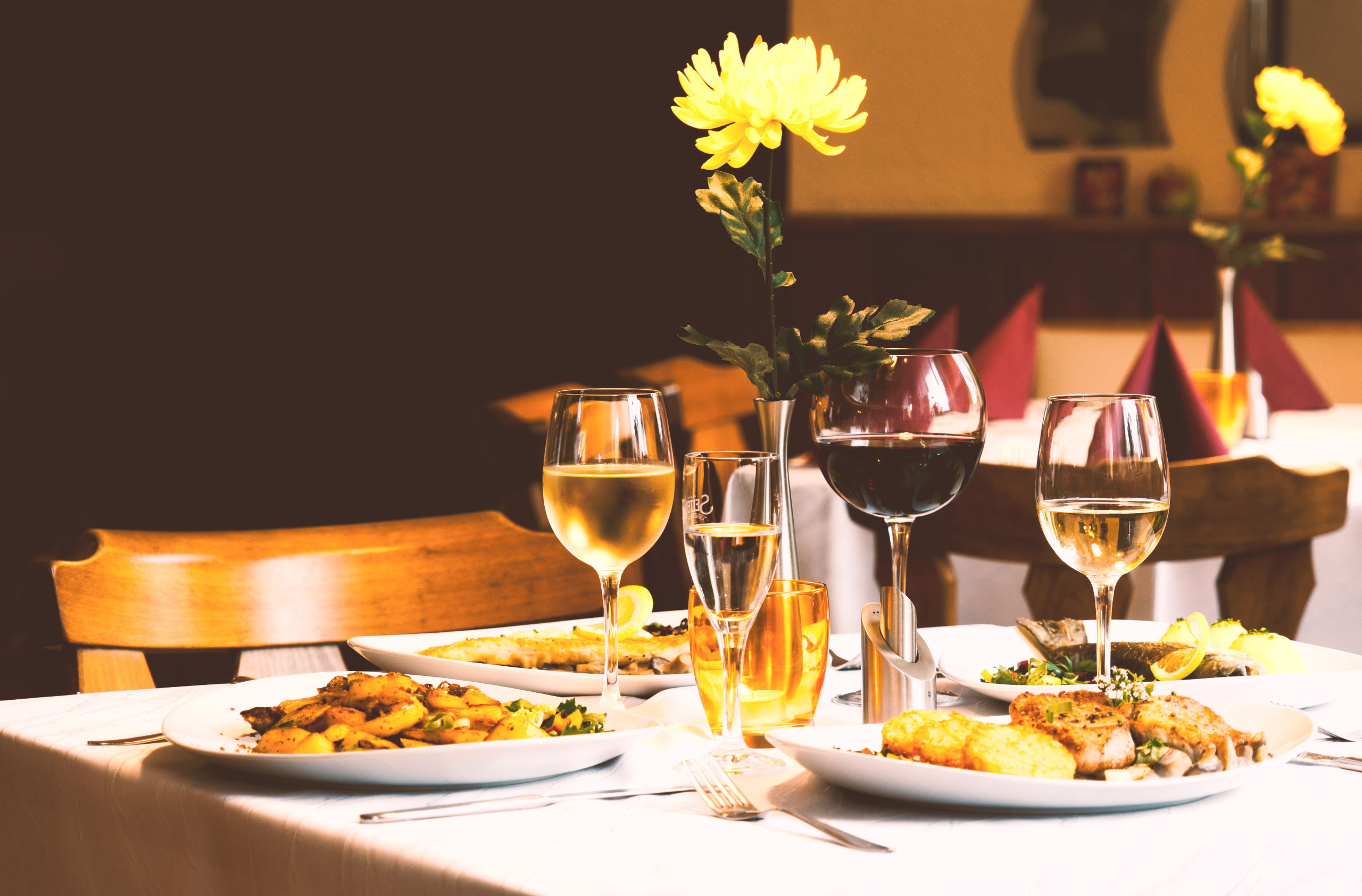 Rustikales Restaurant im Gasthaus Forelle Thale